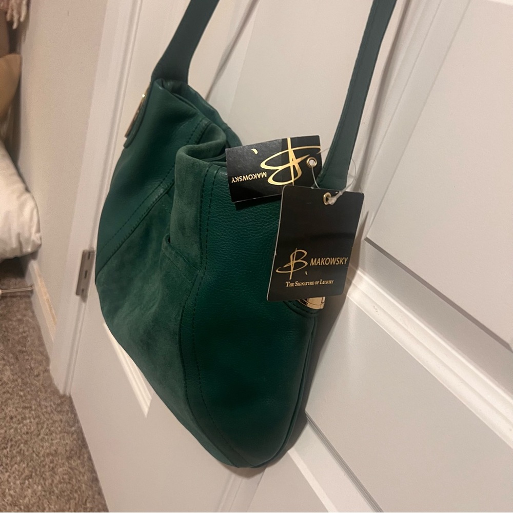 B. Makowsky Green Leather Hobo Bag with Gold Details - Picture 3 of 11